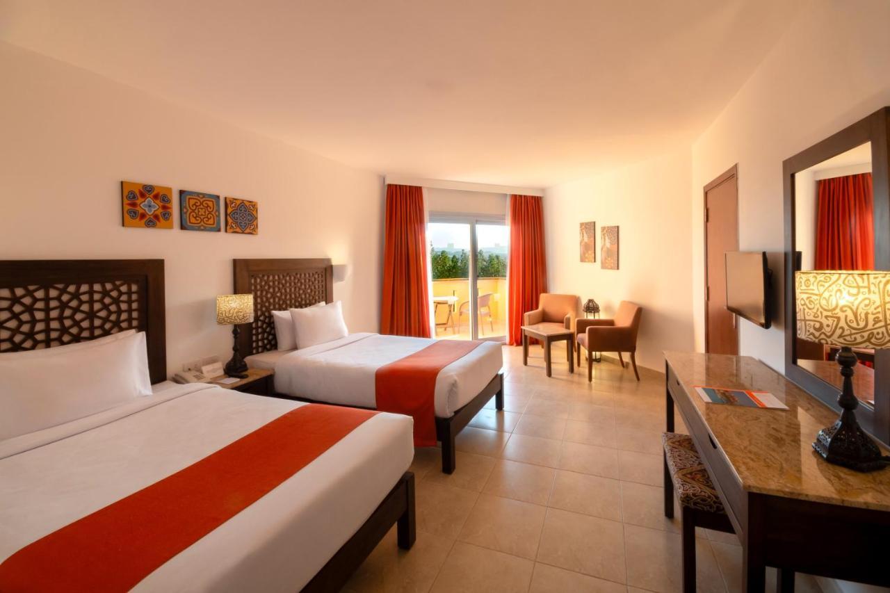 Wadi Lahmy Azur Resort - Soft All-Inclusive Abū Ghuşūn Esterno foto