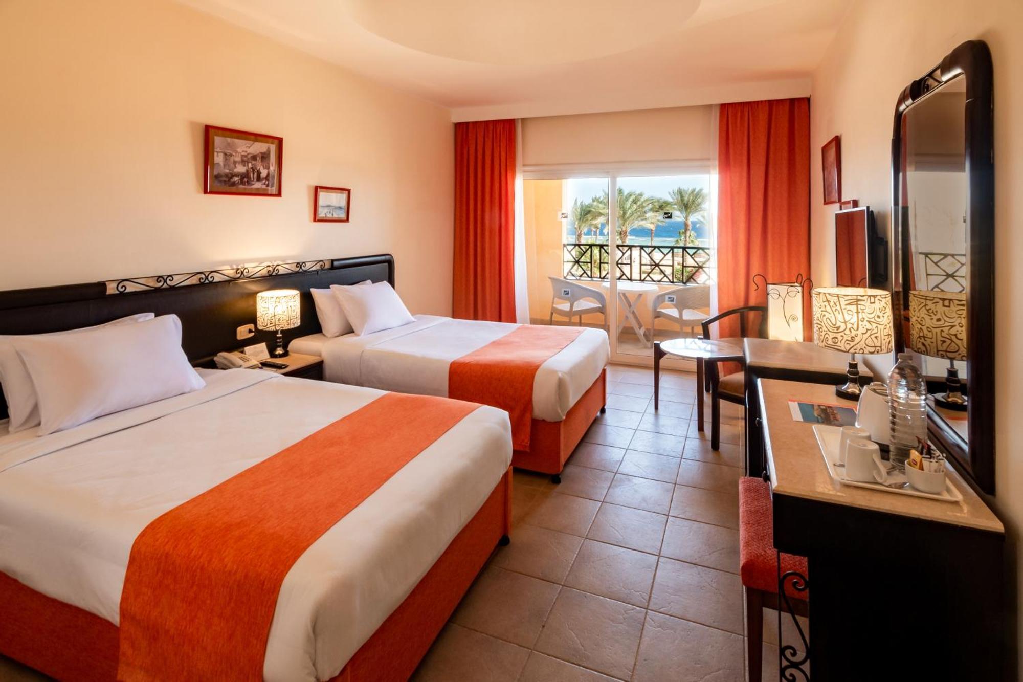 Wadi Lahmy Azur Resort - Soft All-Inclusive Abū Ghuşūn Esterno foto